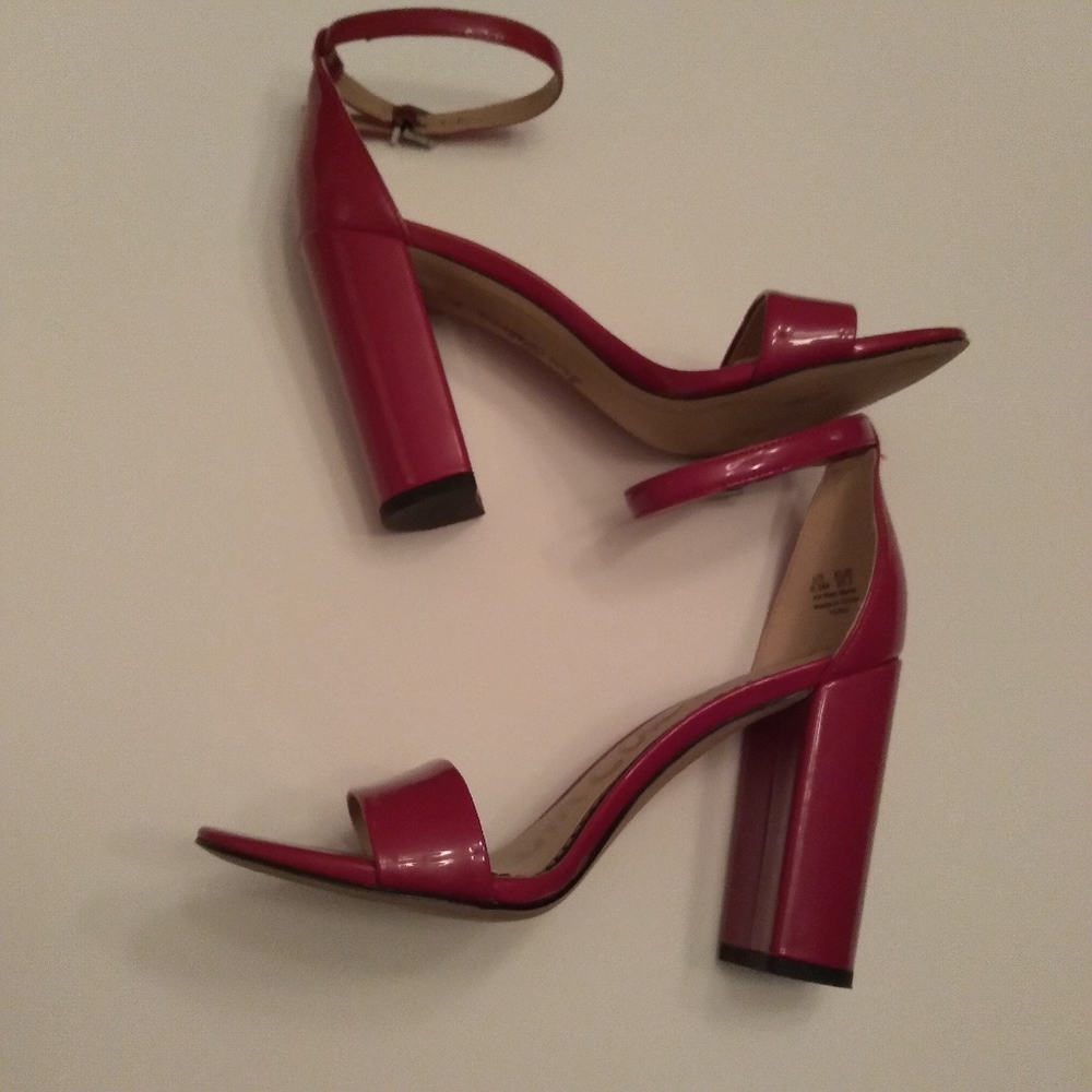 Sam Edelman raspberry patent leather strap 4" block heel size 5.5M